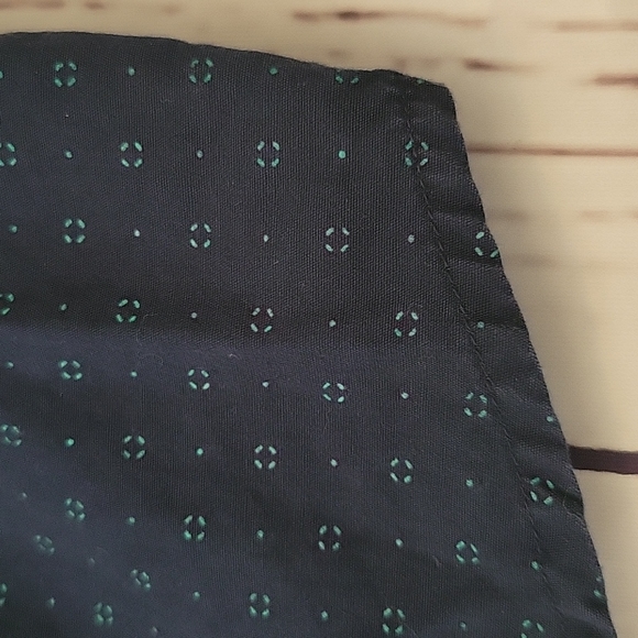 Navy blue button down - Picture 5 of 5